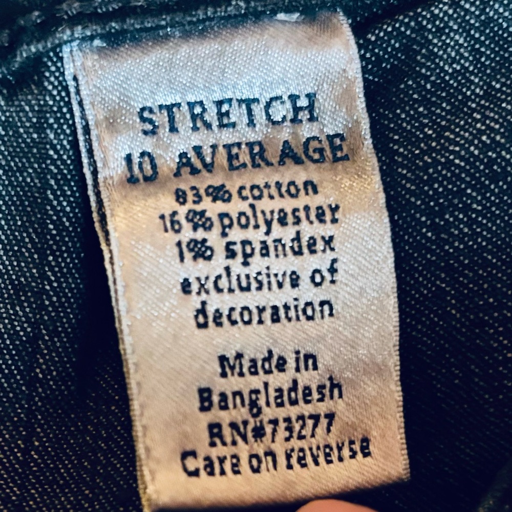 Women’s Black denim jeans..size 10..by Croft & Barrow - Picture 4 of 6